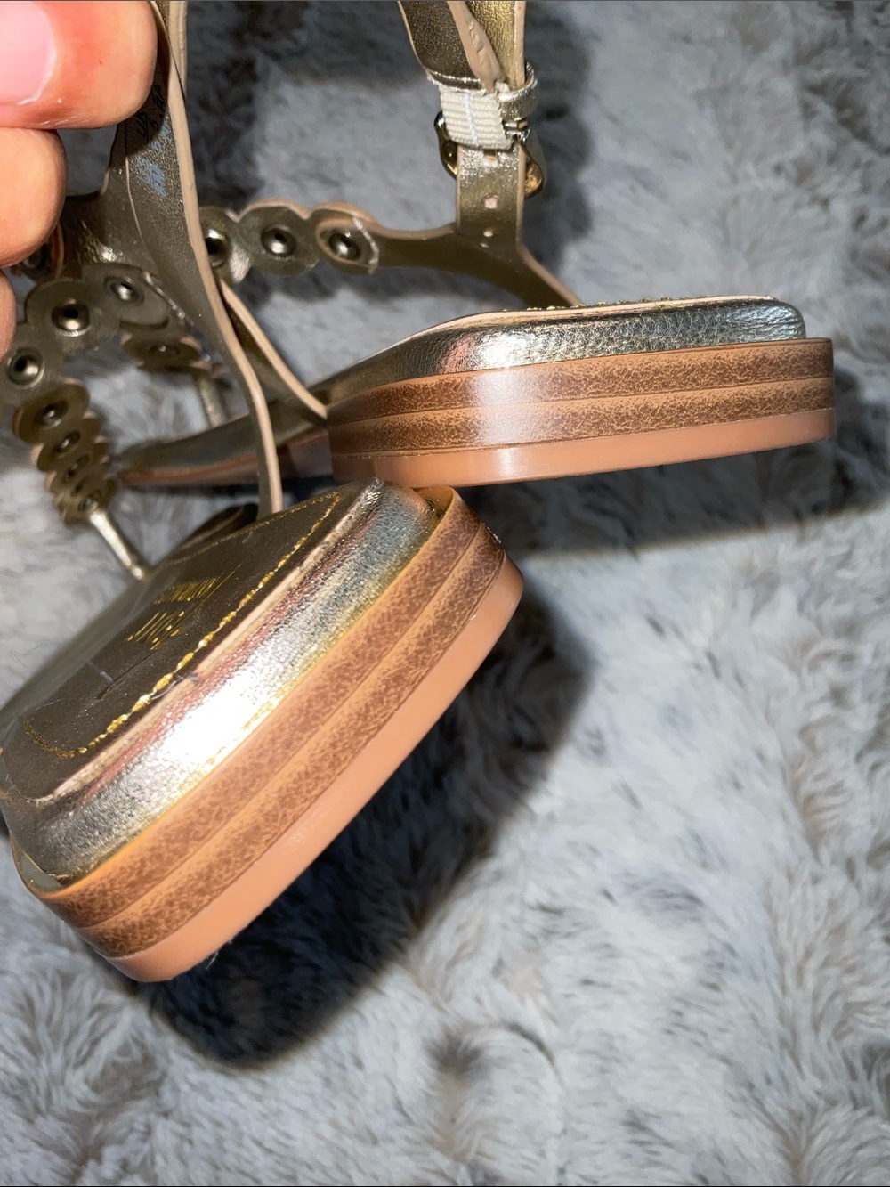 27Edit Naturalizer Metallic T-Strap Sandals in Gold with Silver Accents - Picture 4 of 5
